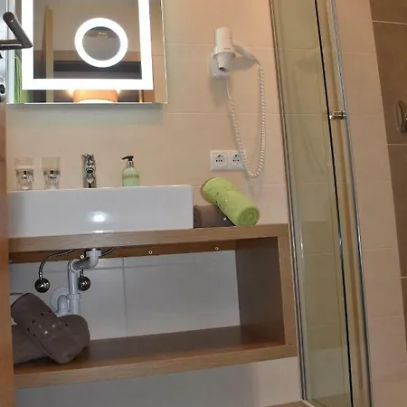 公寓 Green Apart 乌登斯